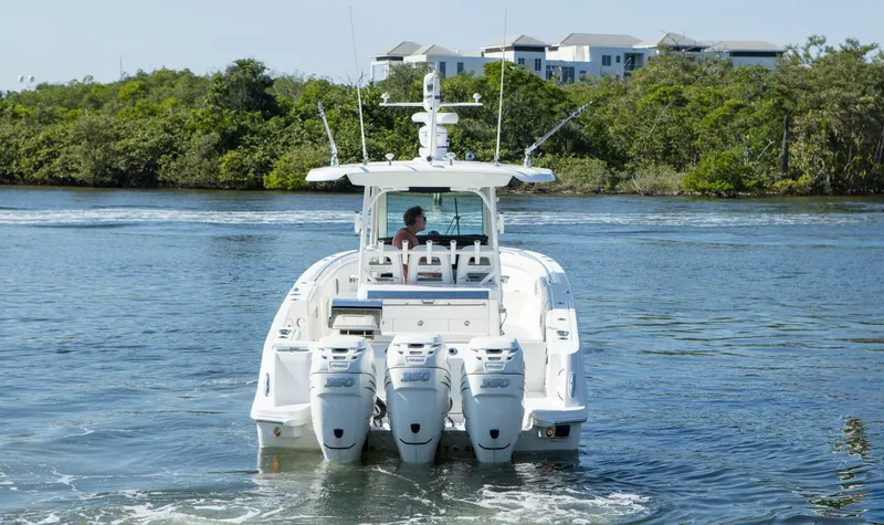 Slide: The Image of Boston Whaler 35 - Aft Profile 2016 Boston Whaler 35 Center Console - 5821322