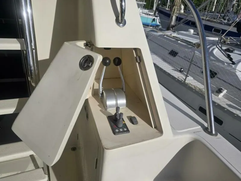 Slide: The Image of Hampton 558 2006 - 5821813