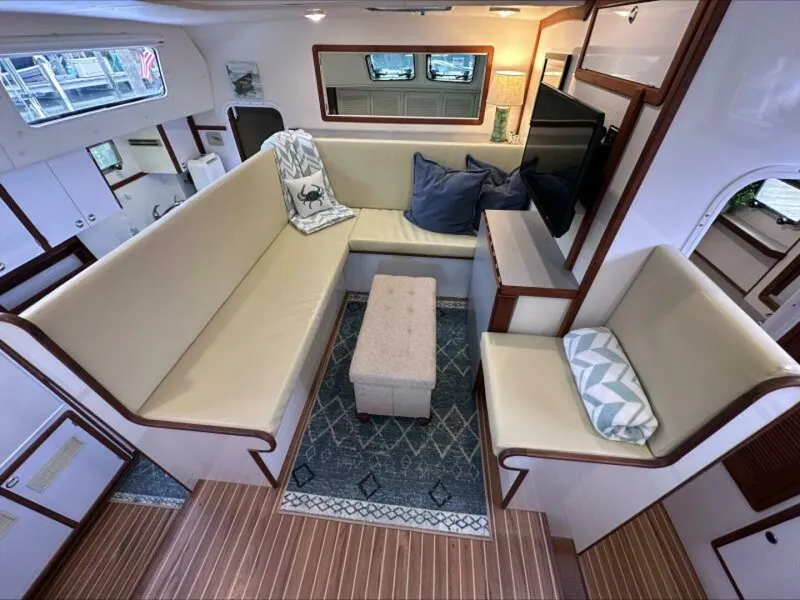 Slide: The Image of Endeavour Catamaran Corp Trawler Cat 36 2002 - 5821728