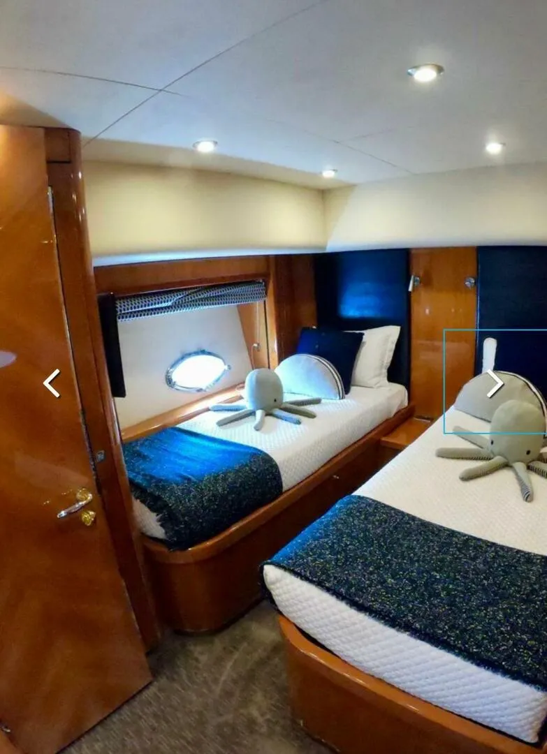 Slide: The Image of Sunseeker Predator 82 2006 - 5821955