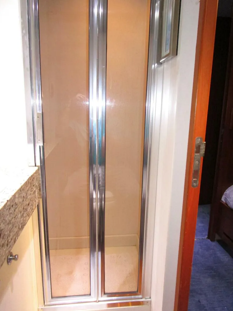Slide: The Image of Starboard Cabin Shower - 5831508