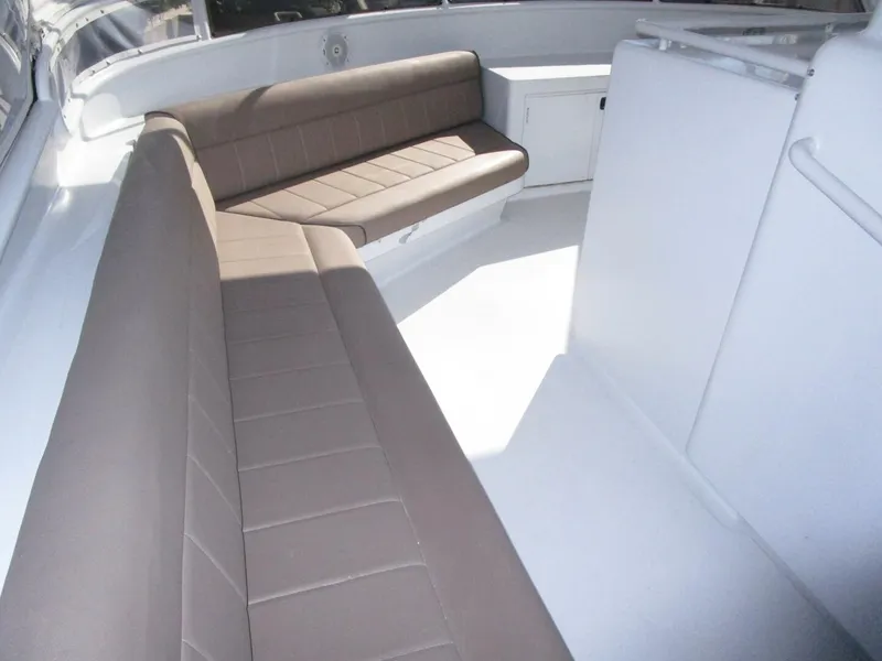 Slide: The Image of Portside Flybridge Seating - 5830747