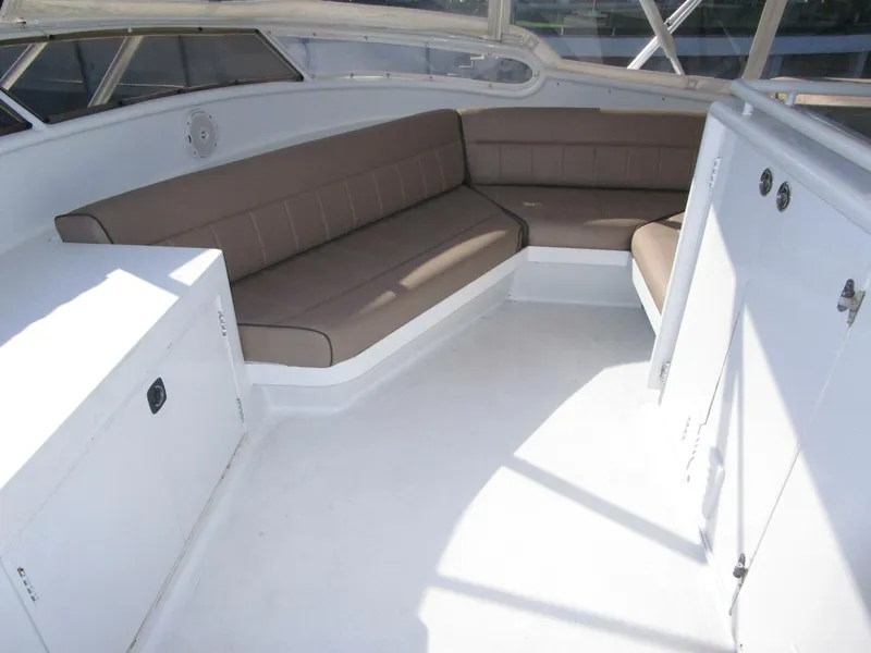 Slide: The Image of Starboard Side Flybridge Seating - 5830748