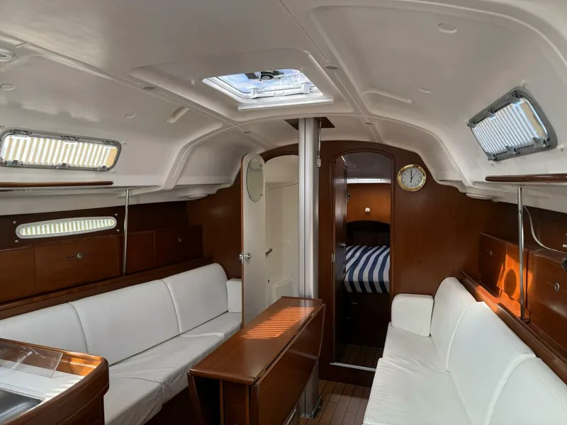 Slide: The Image of Salon  Clean Upholstery - 5822390