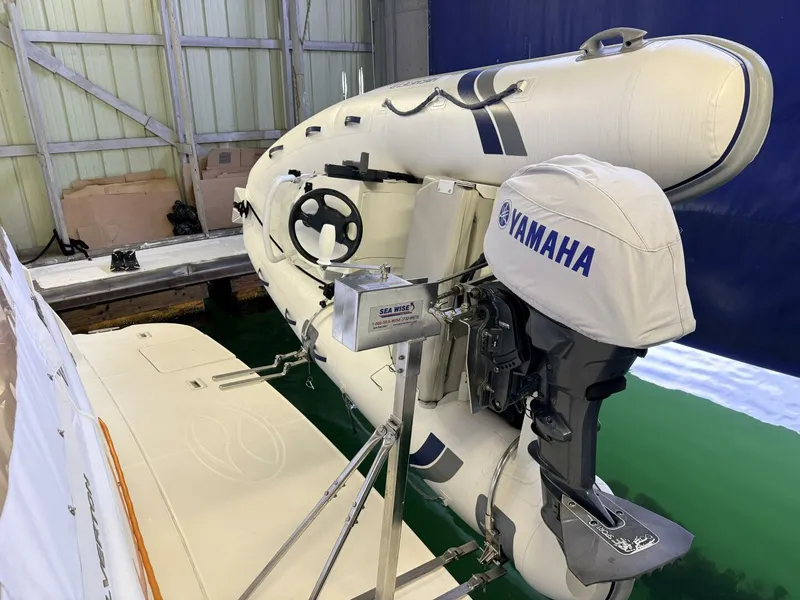 Slide: The Image of Silverton 38 Sport Bridge 2006 - 5822333