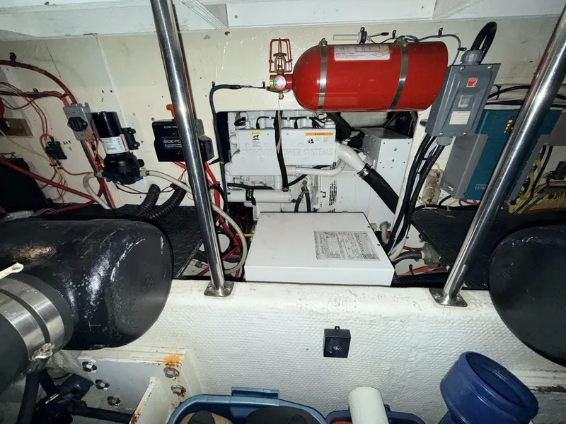 Slide: The Image of Silverton 38 Sport Bridge 2006 - 5822334