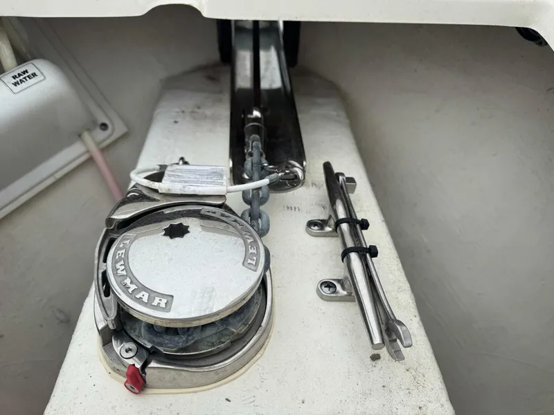 Slide: The Image of Cobia 240 DC 2024 - 5822496