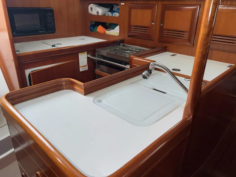 Slide: The Image of Beneteau 361 2002 - 5822533