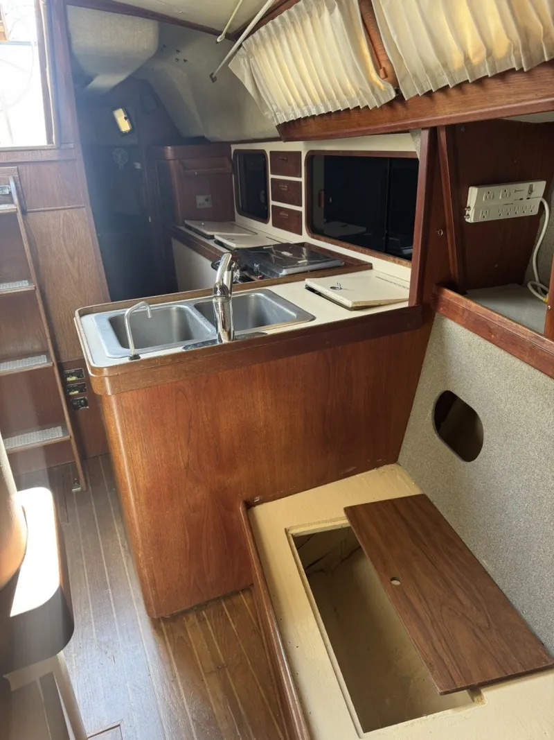 Slide: The Image of S2 36 1986 - 6045947