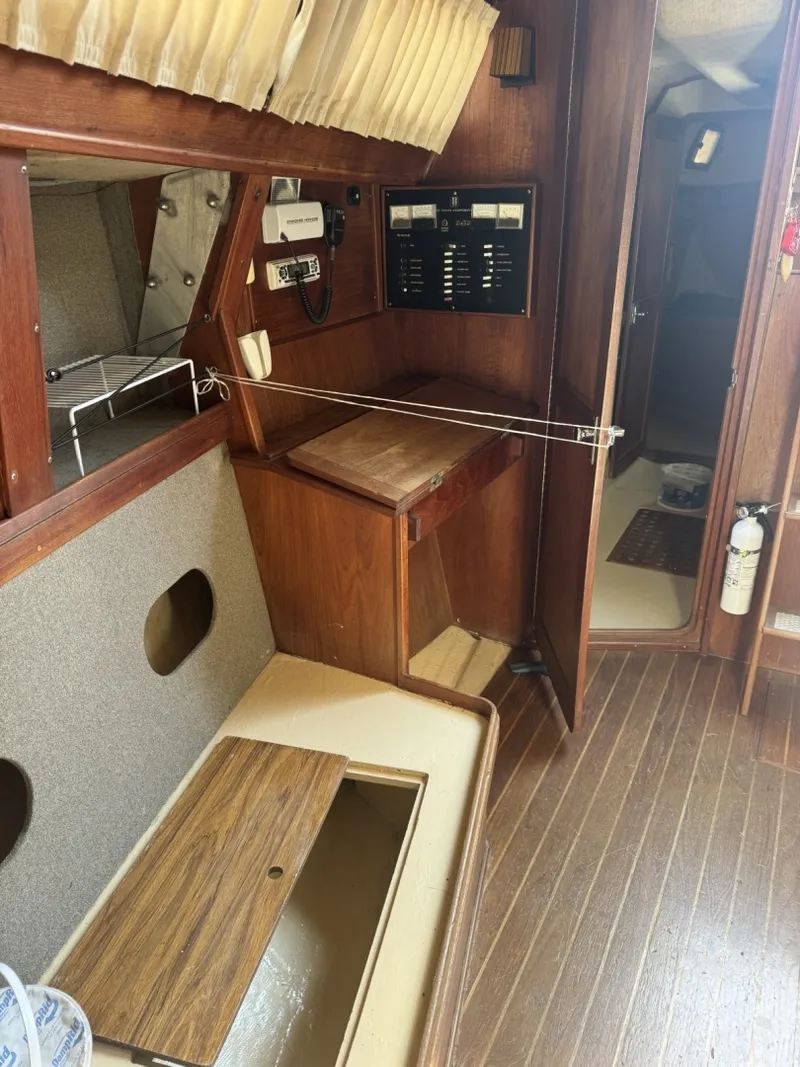 Slide: The Image of S2 36 1986 - 6045978