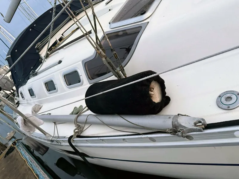 Slide: The Image of Beneteau 37 1990 - 5822776