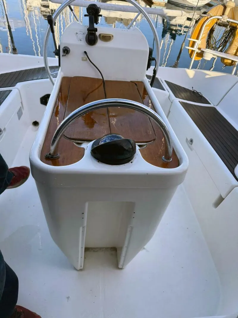 Slide: The Image of Beneteau 37 1990 - 5822785