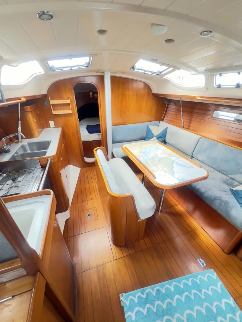 Slide: The Image of Beneteau 37 1990 - 5822788