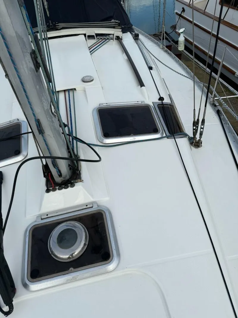 Slide: The Image of Beneteau 37 1990 - 5822770