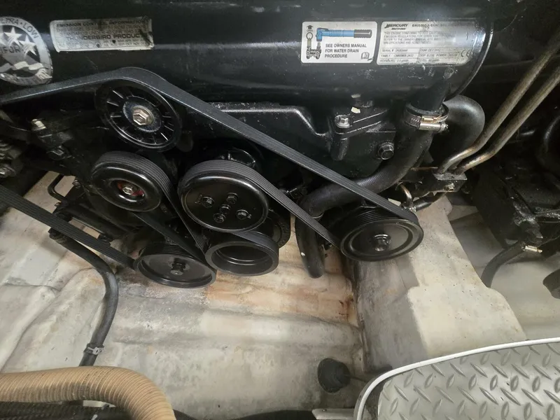 Slide: The Image of Port side motor - 5823006