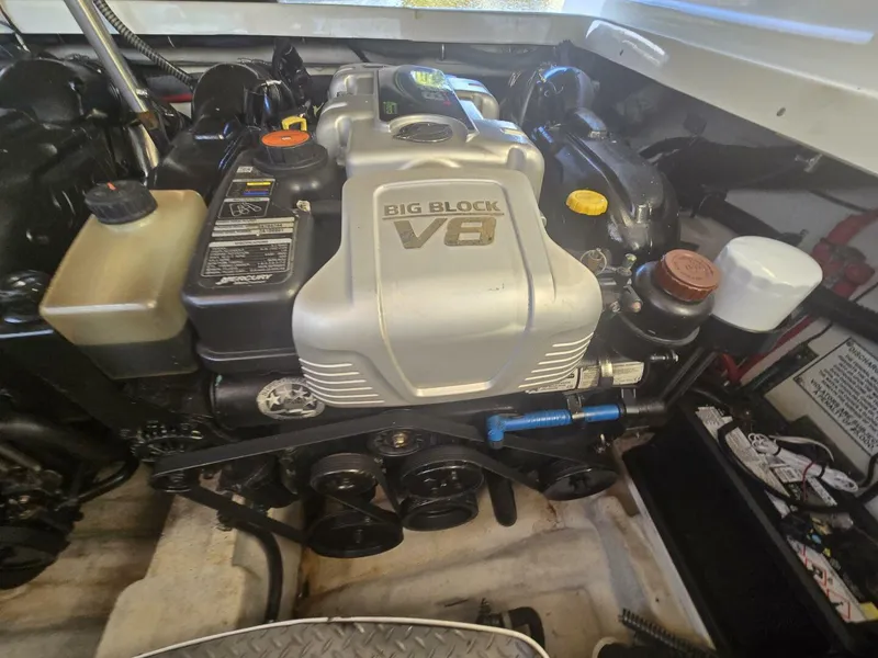 Slide: The Image of Starboard side motor - 5823009