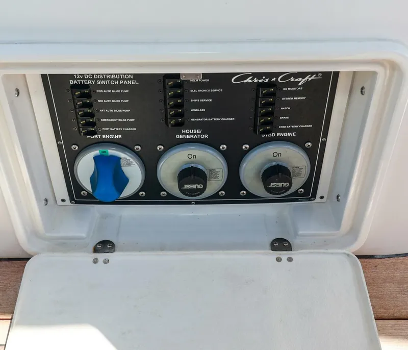 Slide: The Image of Chris-Craft 43 2005 - 5823176