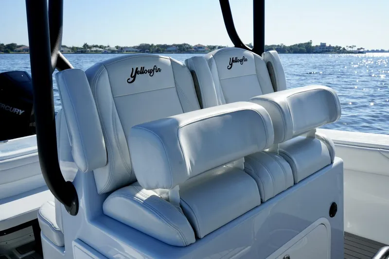Slide: The Image of Yellowfin 32 Luhn 32- Center Console Seating 2023 Yellowfin 32 Center Console Luhn 32 - 5823400