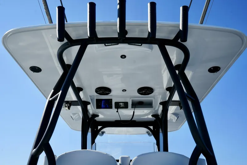 Slide: The Image of Yellowfin 32 Luhn 32- Center Console 2023 Yellowfin 32 Center Console Luhn 32 - 5823402
