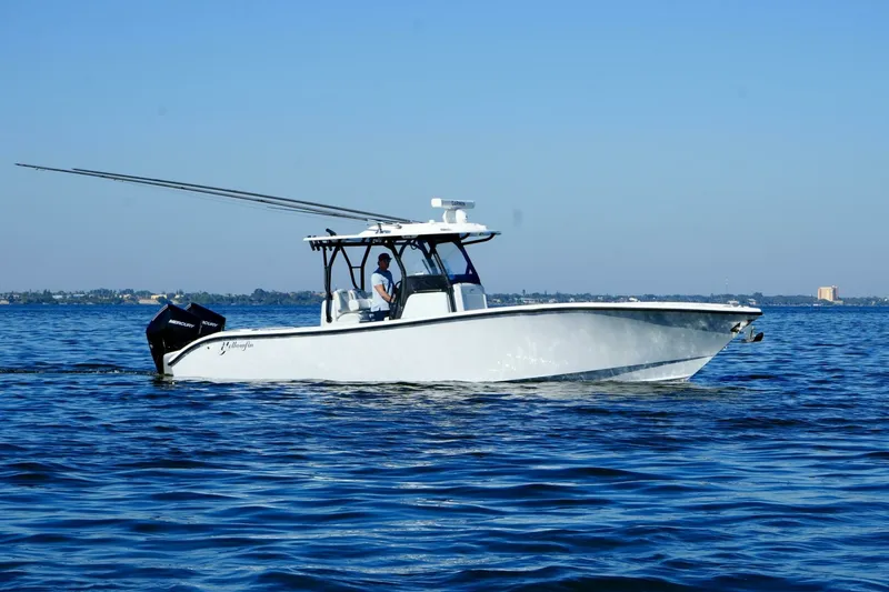 Slide: The Image of Yellowfin 32 Luhn 32- Profile 2023 Yellowfin 32 Center Console Luhn 32 - 7654575