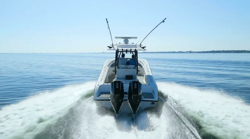 Slide: The Image of Yellowfin 32 Luhn 32- Profile 2023 Yellowfin 32 Center Console Luhn 32 - 7654573