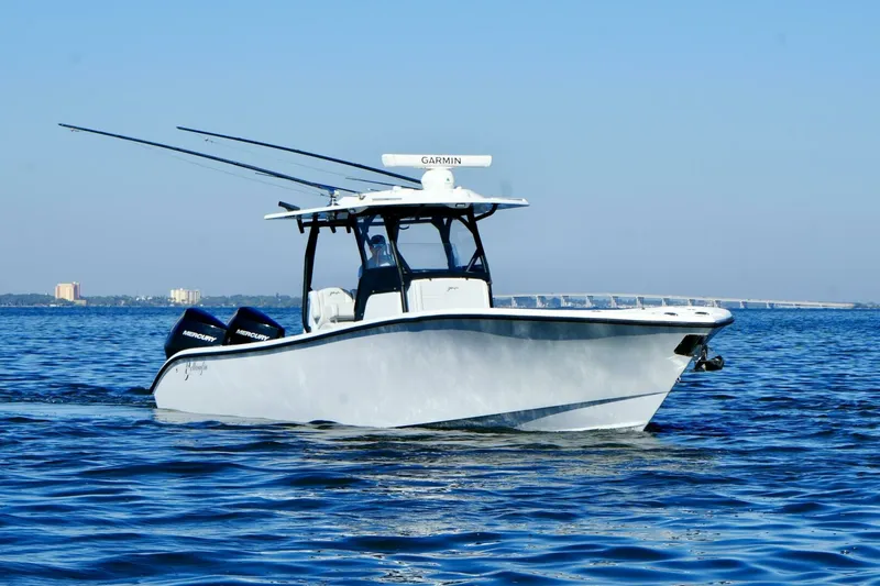 Slide: The Image of Yellowfin 32 Luhn 32- Profile 2023 Yellowfin 32 Center Console Luhn 32 - 7654578