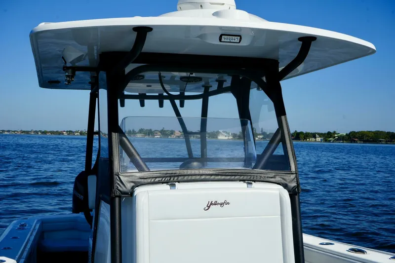 Slide: The Image of Yellowfin 32 Luhn 32- Center Console 2023 Yellowfin 32 Center Console Luhn 32 - 7654585