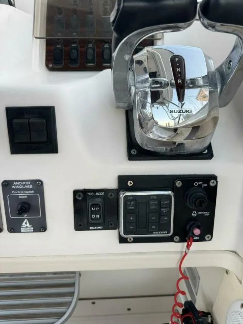 Slide: The Image of Grady-White Marlin 300 2000 - 5827006