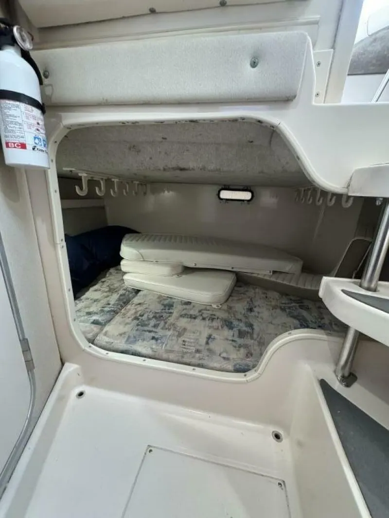 Slide: The Image of Grady-White Marlin 300 2000 - 5826999