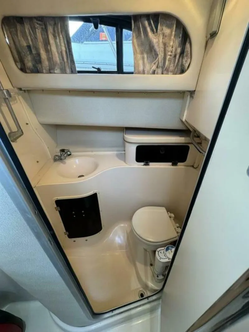 Slide: The Image of Grady-White Marlin 300 2000 - 5827015