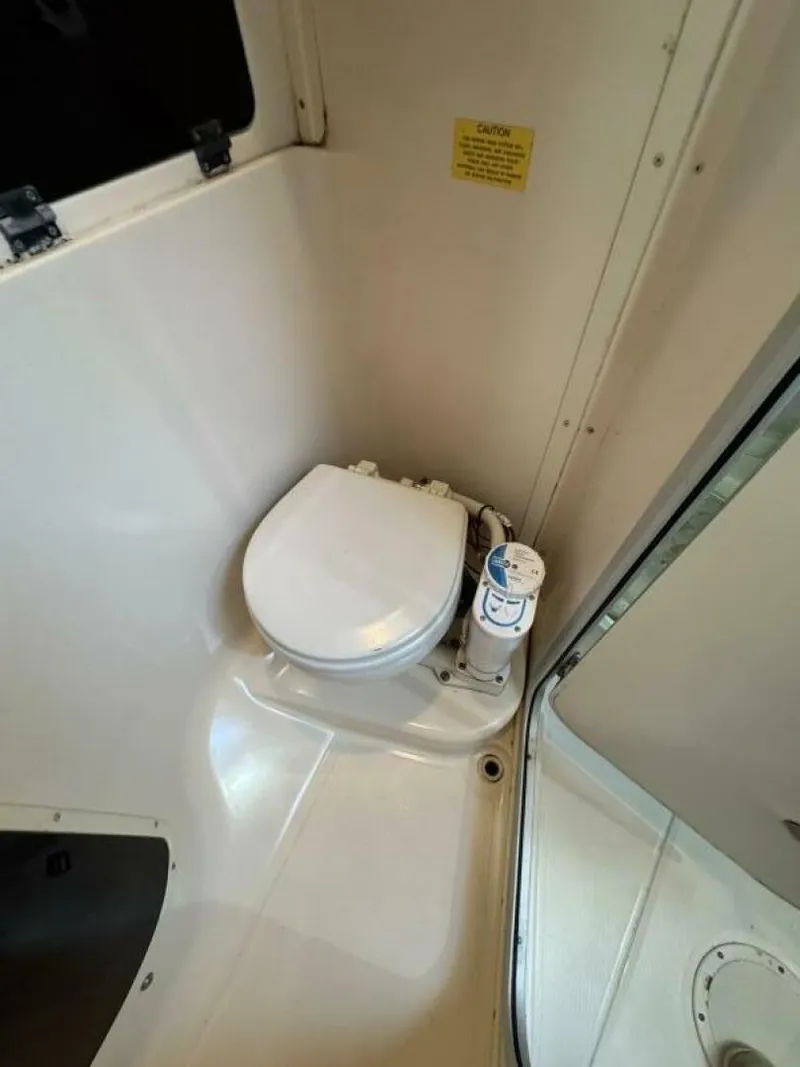 Slide: The Image of Grady-White Marlin 300 2000 - 5827016