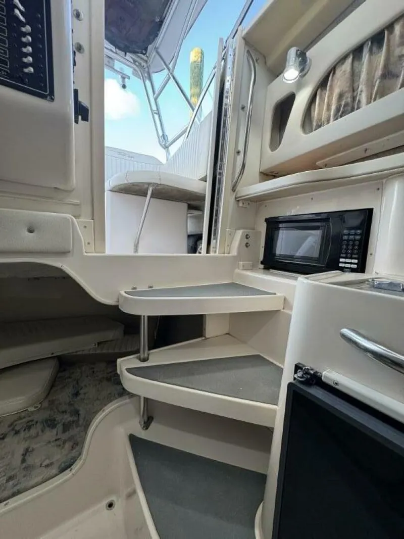 Slide: The Image of Grady-White Marlin 300 2000 - 5827014