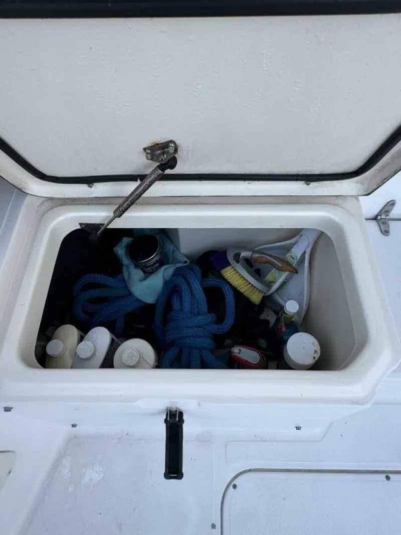 Slide: The Image of Grady-White Marlin 300 2000 - 5826990