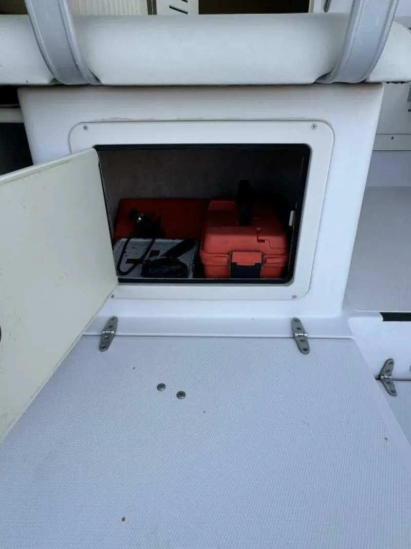 Slide: The Image of Grady-White Marlin 300 2000 - 5826994