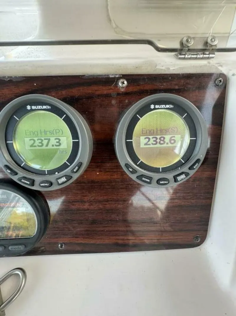 Slide: The Image of Grady-White Marlin 300 2000 - 5827013