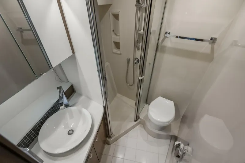 Slide: The Image of Cruisers Yachts 45 2014 - 5823710