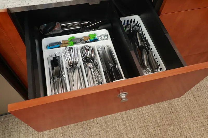 Slide: The Image of Cruisers Yachts 520 Express 2007 - 5823664