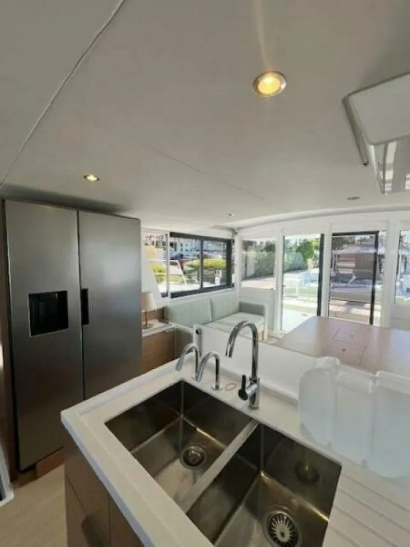 Slide: The Image of Bali 4.6 2026 - 5823903