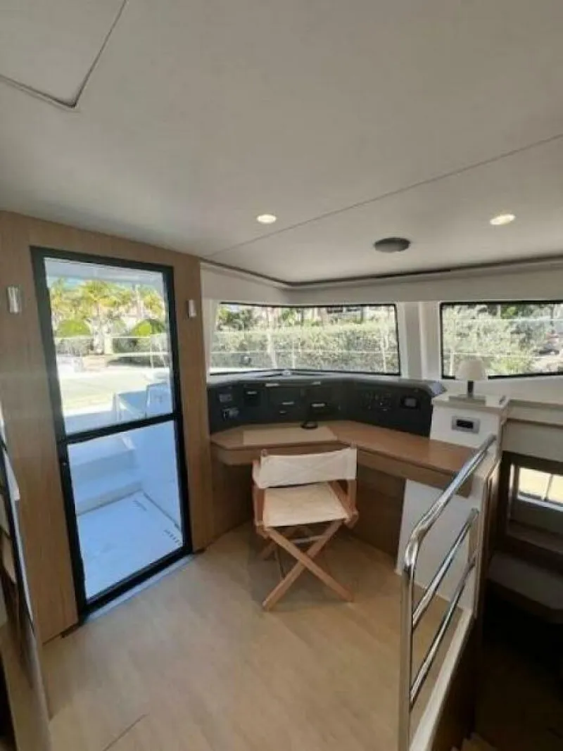 Slide: The Image of Bali 4.6 2026 - 5823904