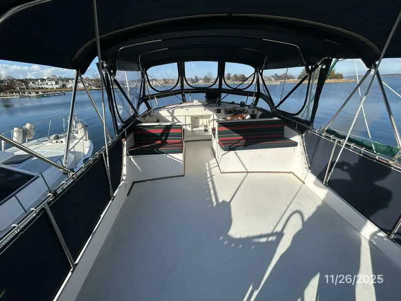 Slide: The Image of 42' Grand Banks flybridge forward - 5824539