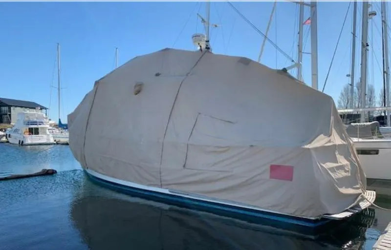 Slide: The Image of Grand Banks 42 Classic 1984 - 5824642