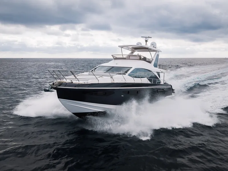 Slide: The Image of Azimut 60 FLY 2022 - 5871262