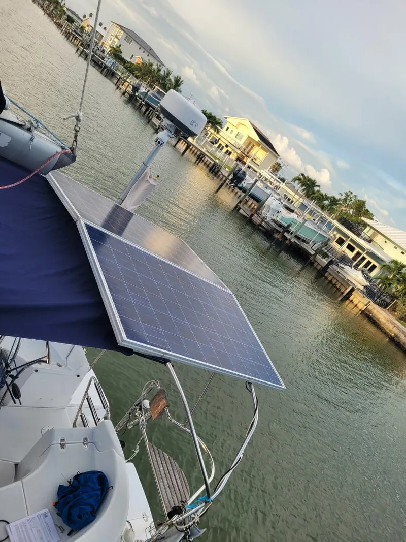 Slide: The Image of Hunter 376 1997 - 5824865