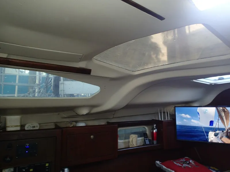 Slide: The Image of Hunter 376 1997 - 5827327