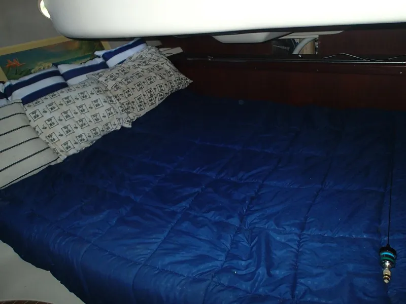 Slide: The Image of Hunter 376 1997 - 5827297