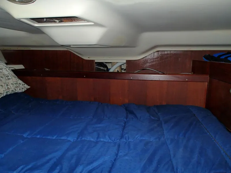 Slide: The Image of Hunter 376 1997 - 5827298