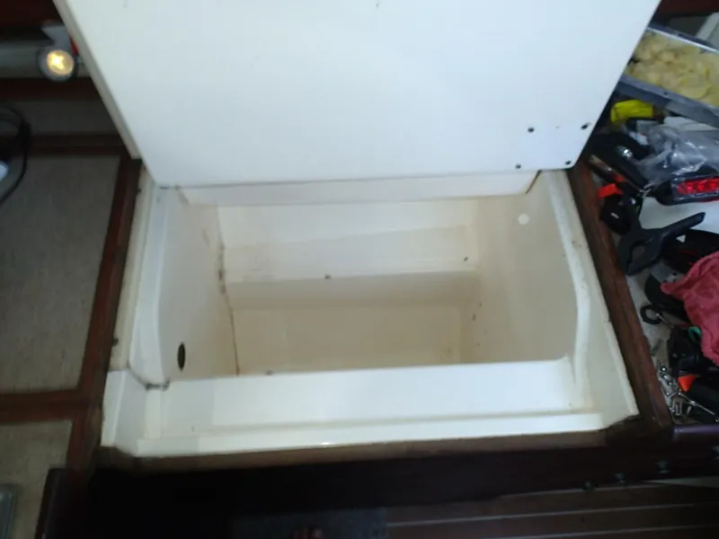 Slide: The Image of Hunter 376 1997 - 5827329