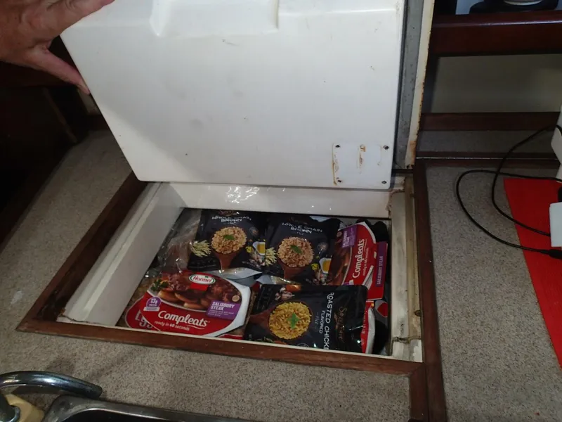 Slide: The Image of Hunter 376 1997 - 5827331