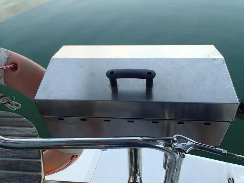 Slide: The Image of Hunter 376 1997 - 5827332