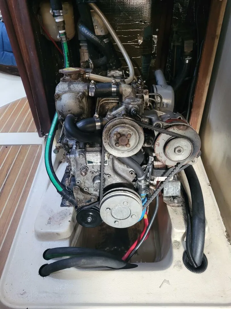 Slide: The Image of Hunter 376 1997 - 5824857